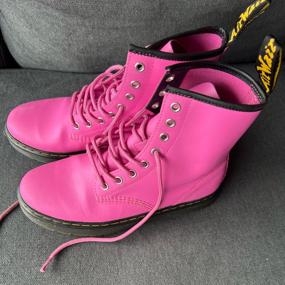 Like new pink Doc martens